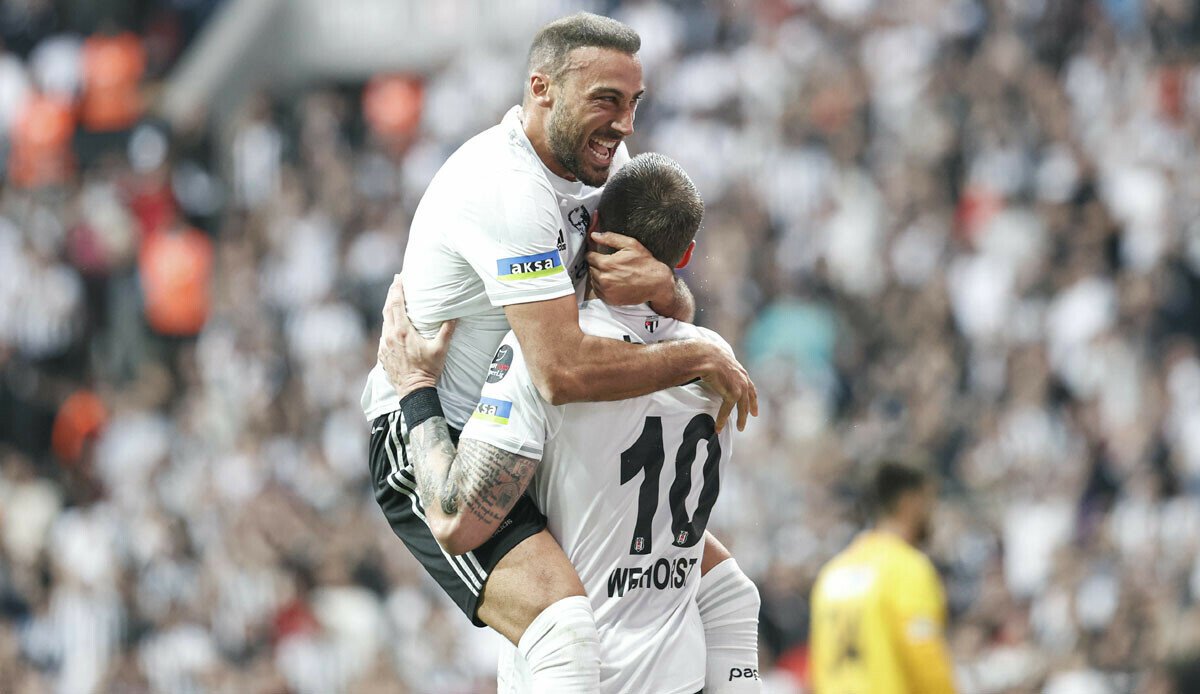 Şenol Güneş sitili! Beşiktaş evinde Ümraniyespor'u güzel futbolla 5-2 geçti Şenol Güneş sitili! Beşiktaş evinde Ümraniyespor'u güzel futbolla 5-2 geçti