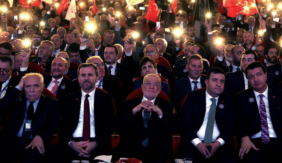 Son dakika: Saadet Partisi'nin Genel Başkanı yeniden Temel Karamollaoğlu oldu Son dakika: Saadet Partisi'nin Genel Başkanı yeniden Temel Karamollaoğlu oldu