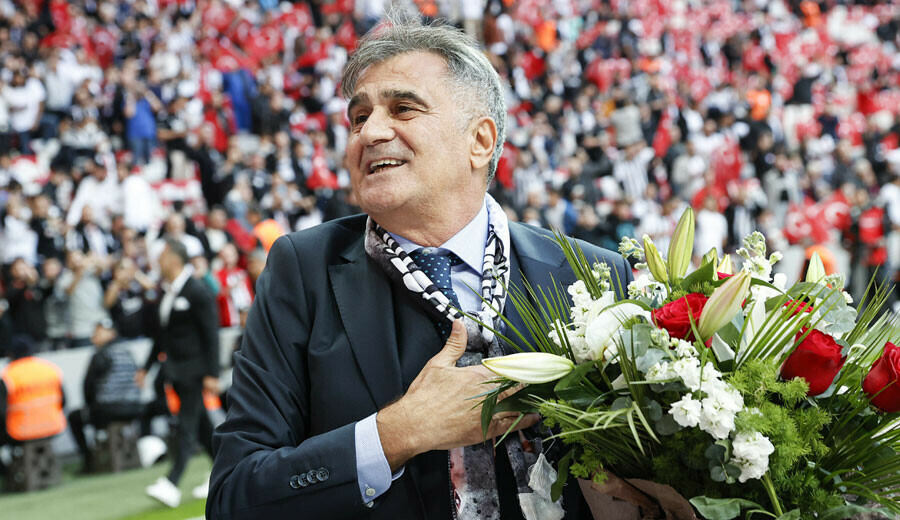 Şenol Güneş sitili! Beşiktaş evinde Ümraniyespor'u güzel futbolla 5-2 geçti Şenol Güneş sitili! Beşiktaş evinde Ümraniyespor'u güzel futbolla 5-2 geçti