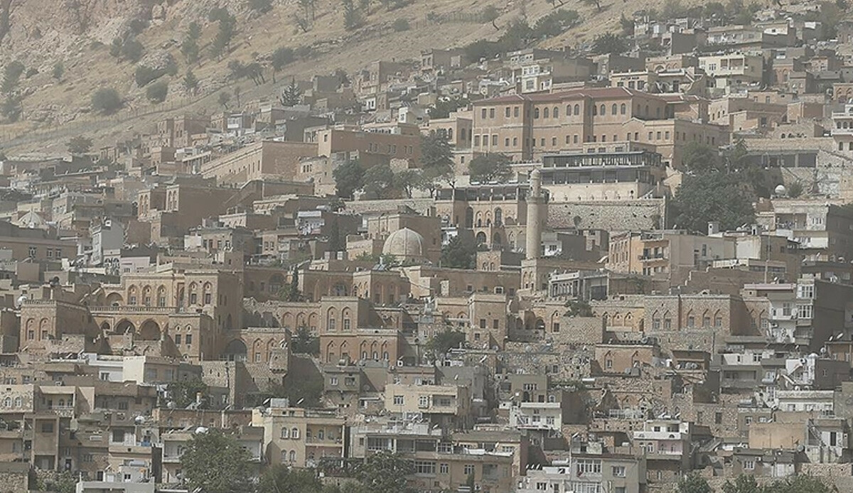 Yeni haftada hava nasıl olacak? Meteoroloji'den 9 kente 'sarı kodlu' toz taşınımı uyarısı