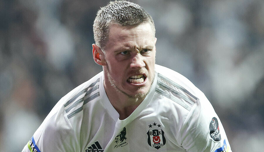Şenol Güneş sitili! Beşiktaş evinde Ümraniyespor'u güzel futbolla 5-2 geçti Şenol Güneş sitili! Beşiktaş evinde Ümraniyespor'u güzel futbolla 5-2 geçti