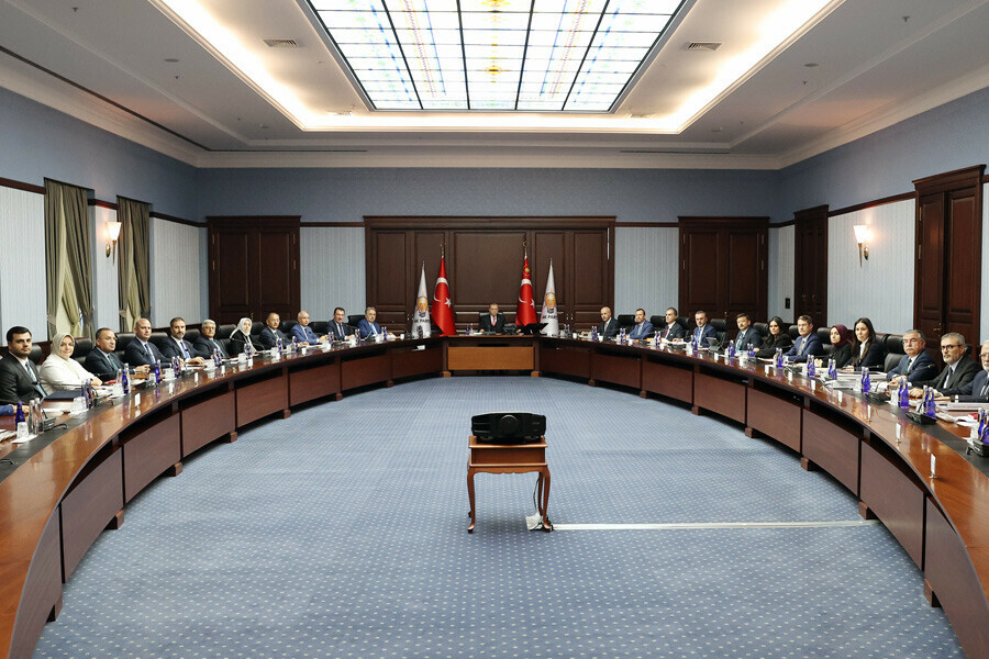 AK Parti MYK Cumhurbaşkanı Erdoğan başkanlığında toplandı AK Parti MYK Cumhurbaşkanı Erdoğan başkanlığında toplandı