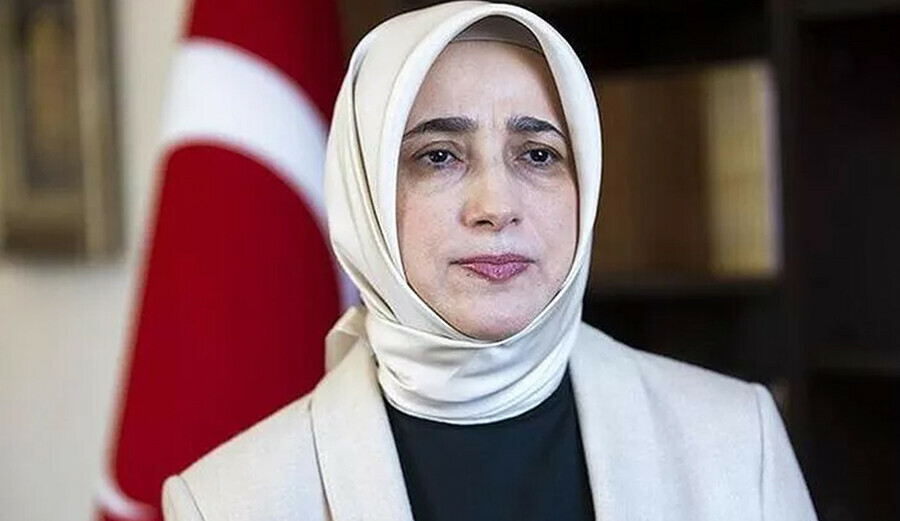 AK Parti Grup Başkanvekili Mahir Ünal görevinden istifa etti AK Parti Grup Başkanvekili Mahir Ünal görevinden istifa etti