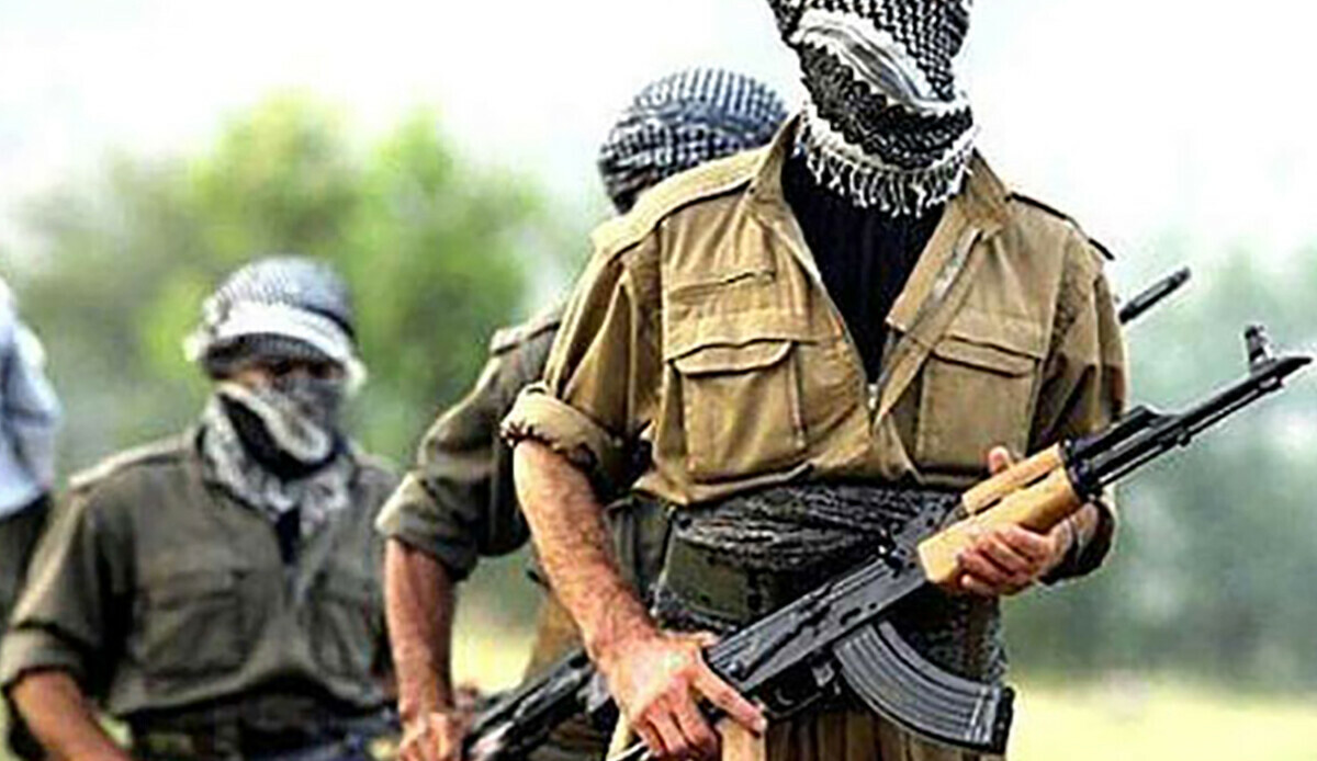 İçişleri Bakanlığı duyurdu, örgütten kaçan teröristler teslim oldu İçişleri Bakanlığı duyurdu, örgütten kaçan teröristler teslim oldu