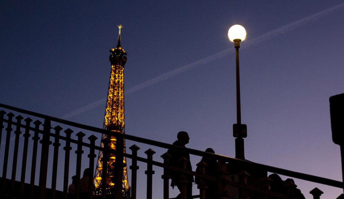Paris'te mesai bitiminde ofis ve dükkanların ışıkları söndürülecek Paris'te mesai bitiminde ofis ve dükkanların ışıkları söndürülecek