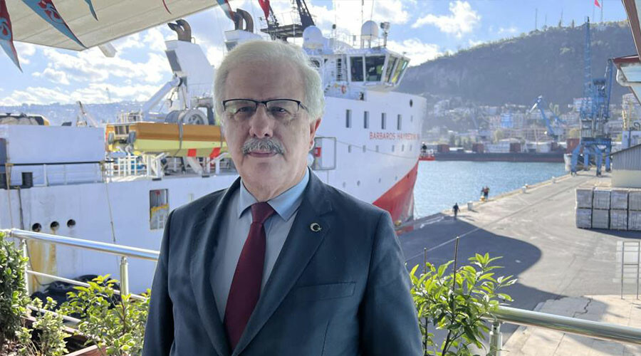 Türkiye’den yeni petrol ve doğalgaz hamlesi: Karadeniz’de sönen umutlar ‘Barbaros’ ile alevlendi  Türkiye’den yeni petrol ve doğalgaz hamlesi: Karadeniz’de sönen umutlar ‘Barbaros’ ile alevlendi