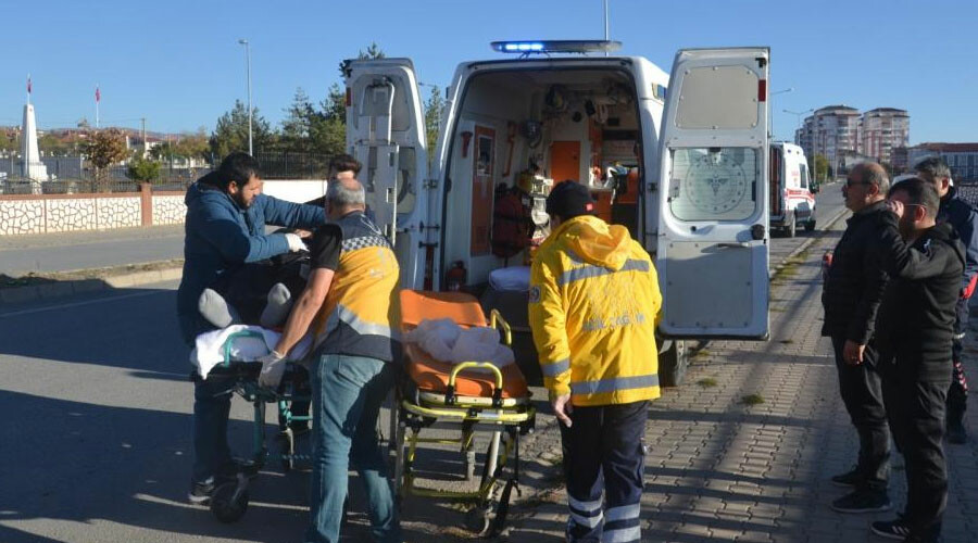 Okul yolunda korkunç kaza: 10 yaşındaki Zehra hayatını kaybetti, babası yaralandı