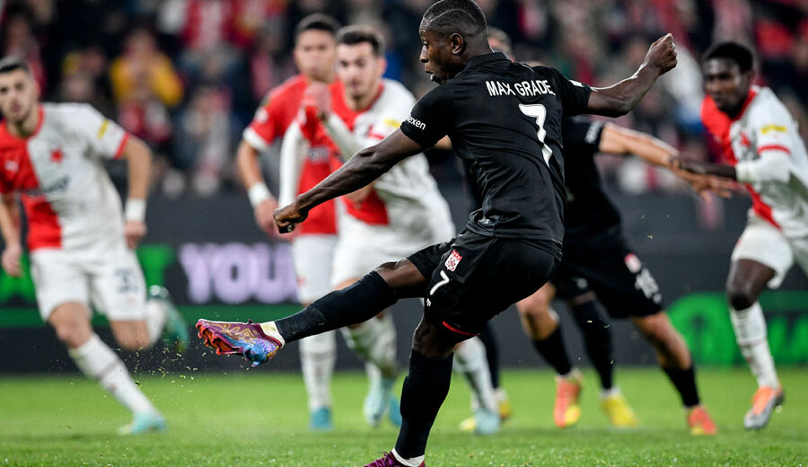 Sivasspor tarih yazdı! Rıza Çalımbay'ın takımı UEFA Konferans Ligi G Grubu'nu lider tamamladı