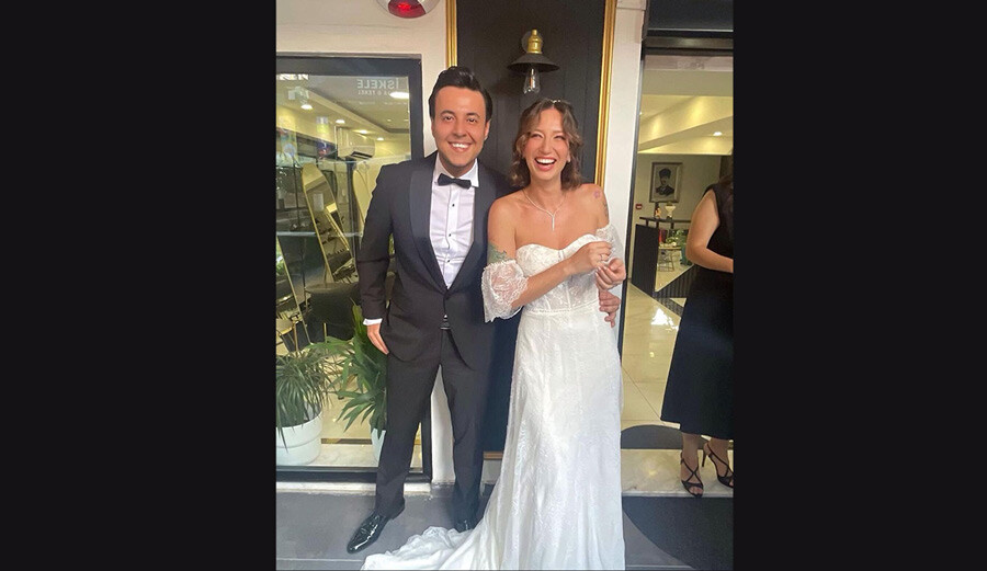 Güldür Güldür Show'un Bahadır’ı Burak Topaloğlu evlendi