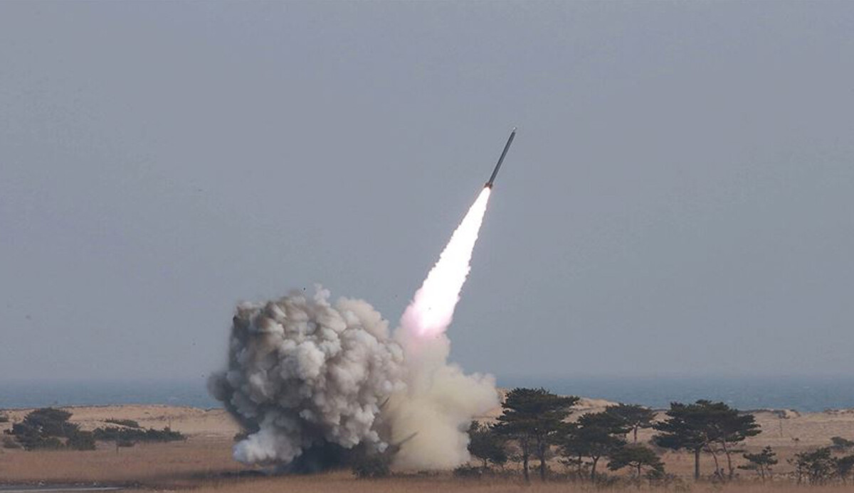Son dakika! Japonya duyurdu: Kuzey Kore'den 3 füze denemesi daha Son dakika! Japonya duyurdu: Kuzey Kore'den 3 füze denemesi daha