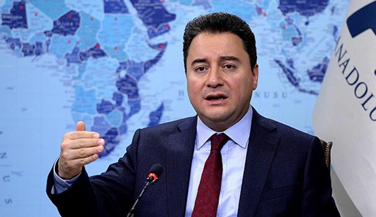Ali Babacan 6'lı masanın ilk icraatını anlattı: Punto ve fontu belirledik Ali Babacan 6'lı masanın ilk icraatını anlattı: Punto ve fontu belirledik