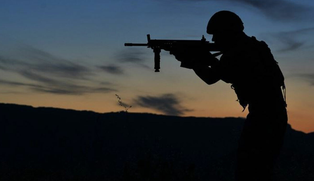 Fırat Kalkanı ve Barış Pınarı bölgelerinde PKK&#039;ya darbe! 5 terörist etkisiz