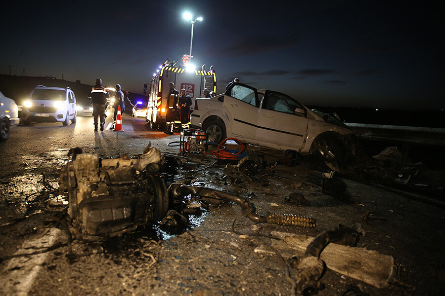 Şanlıurfa'da feci kaza, bir aile parçalandı