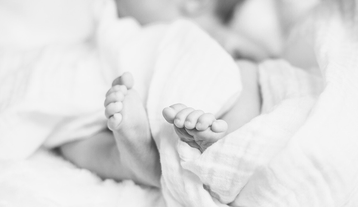 Doktorlar bile şaşkın… 21 günlük bebeğin karnından çıkanlar şoke etti! Dünyada sadece 200 vaka var Doktorlar bile şaşkın… 21 günlük bebeğin karnından çıkanlar şoke etti! Dünyada sadece 200 vaka var