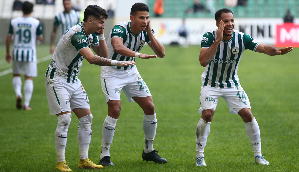 Giresunspor kanamayı durdurdu! İstanbulspor 5 maçtır mağlup Giresunspor kanamayı durdurdu! İstanbulspor 5 maçtır mağlup