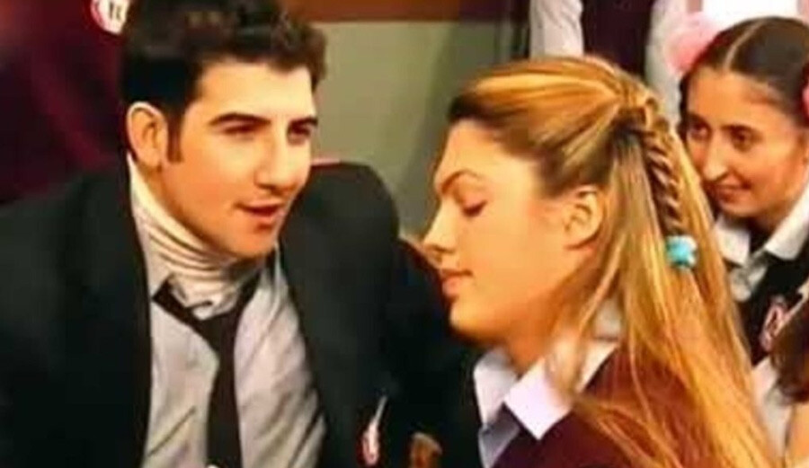 Hayat Bilgisi’nin ünlü oyuncusunun yeni işi belli oldu… İmaj yenileyen isim son haliyle de şaşırttı