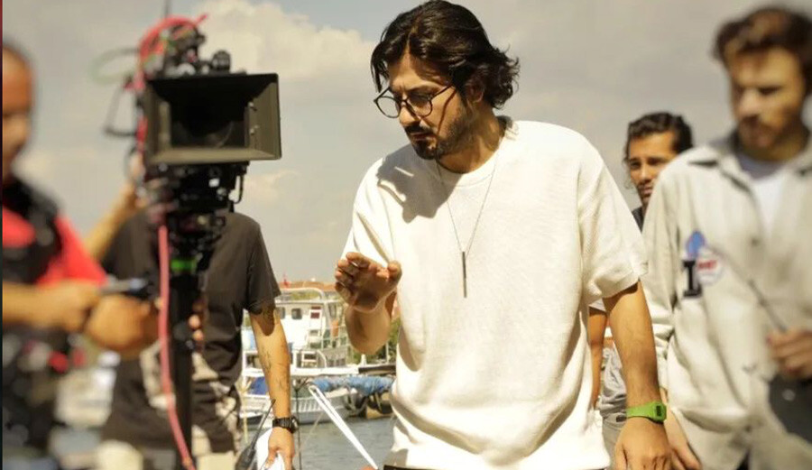 Hayat Bilgisi’nin ünlü oyuncusunun yeni işi belli oldu… İmaj yenileyen isim son haliyle de şaşırttı