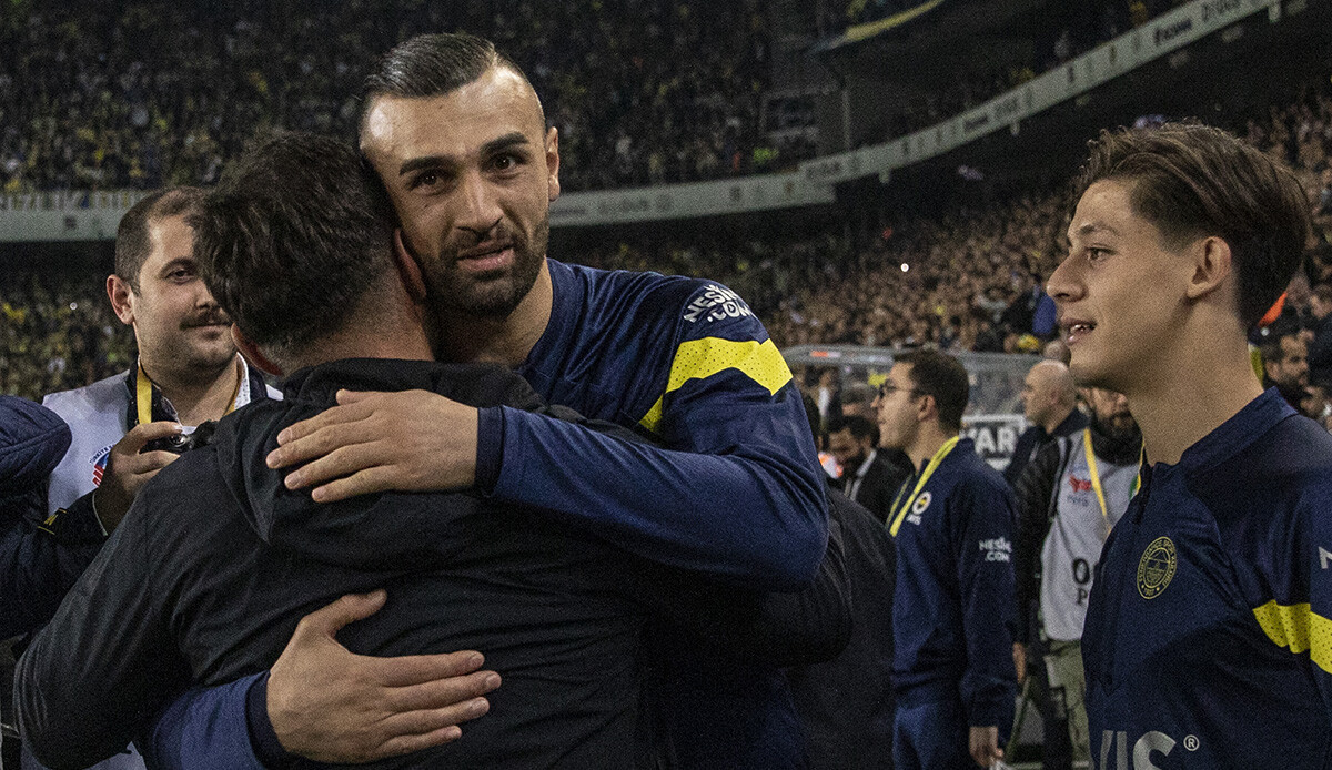 Fenerbahçe'nin yıldız golcüsü Serie A yolcusu! İtalya'dan sürpriz talip Fenerbahçe'nin yıldız golcüsü Serie A yolcusu! İtalya'dan sürpriz talip