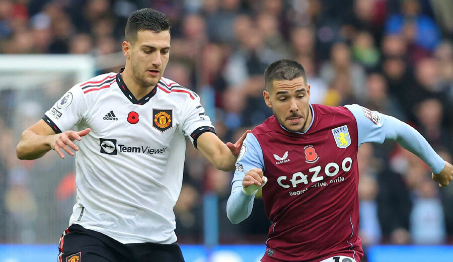 Unai Emery Premier League'e Manchester United zaferiyle döndü! Aston Villa'da bayram... Unai Emery Premier League'e Manchester United zaferiyle döndü! Aston Villa'da bayram...