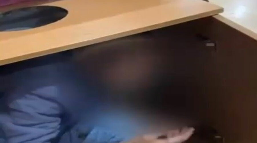 İzmir’de pes dedirten olay! Son 1 ayda 3 defa baskın yapıldı... Mührü bozup kumar oynamaya devam ettiler İzmir’de pes dedirten olay! Son 1 ayda 3 defa baskın yapıldı... Mührü bozup kumar oynamaya devam ettiler