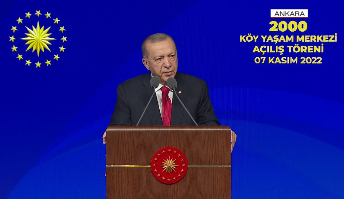 Cumhurbaşkanı Erdoğan 2 bin Köy Yaşam Merkezi açılışında konuştu: Türkiye Yüzyılı tüm fertlerimizin eseri olacak Cumhurbaşkanı Erdoğan 2 bin Köy Yaşam Merkezi açılışında konuştu: Türkiye Yüzyılı tüm fertlerimizin eseri olacak