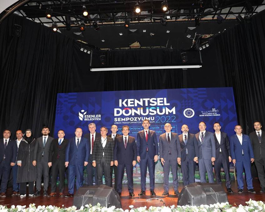 Bakan Kurum, Kentsel Dönüşüm Sempozyumu’nda konuştu: Türk şehirleri inşa edeceğiz Bakan Kurum, Kentsel Dönüşüm Sempozyumu’nda konuştu: Türk şehirleri inşa edeceğiz