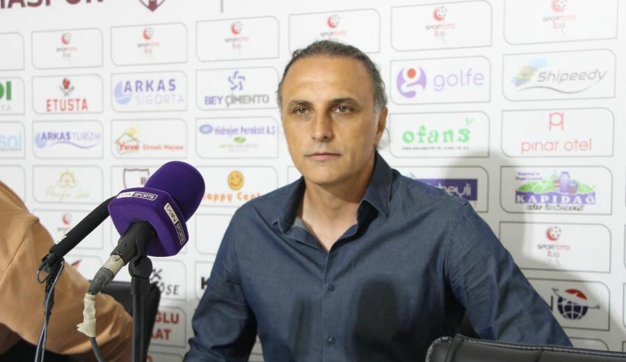 Bandırmaspor'da Mustafa Gürsel dönemi sona erdi! Kupa'daki 0-3'lük Karacabey yenilgisi bardağı taşırdı Bandırmaspor'da Mustafa Gürsel dönemi sona erdi! Kupa'daki 0-3'lük Karacabey yenilgisi bardağı taşırdı