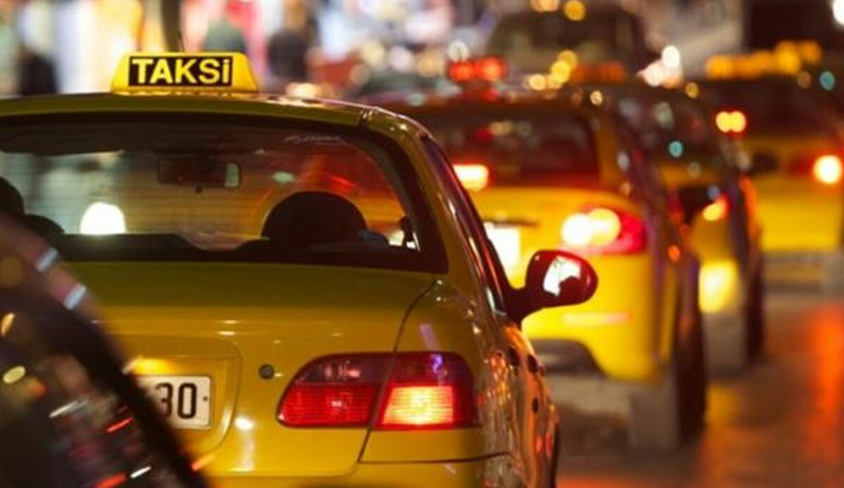 Bursa'da 1 yıl içinde taksi ücretlerine 3. kez zam! Uygulanacağı tarih belli oldu Bursa'da 1 yıl içinde taksi ücretlerine 3. kez zam! Uygulanacağı tarih belli oldu