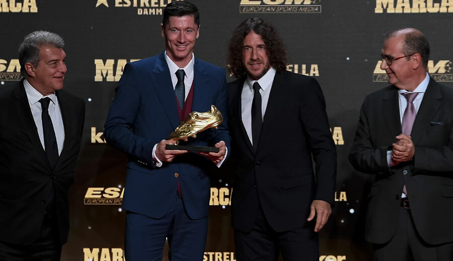 Altın Ayakkabı ödülü üst üste 2. kez Robert Lewandowski'nin oldu Altın Ayakkabı ödülü üst üste 2. kez Robert Lewandowski'nin oldu