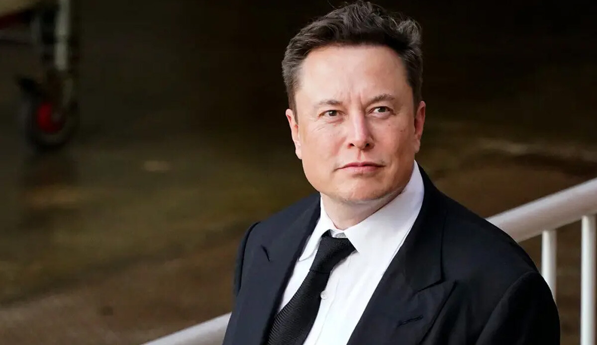 Twitter'ı satın alan Musk, Tesla hisselerini satmaya başladı Twitter'ı satın alan Musk, Tesla hisselerini satmaya başladı