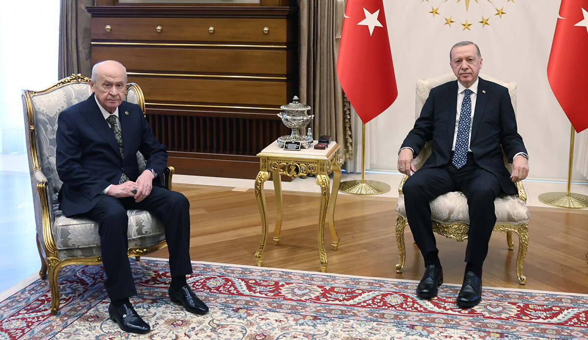 Külliye'de sürpriz zirve! Erdoğan, Bahçeli'yi kabul etti Külliye'de sürpriz zirve! Erdoğan, Bahçeli'yi kabul etti