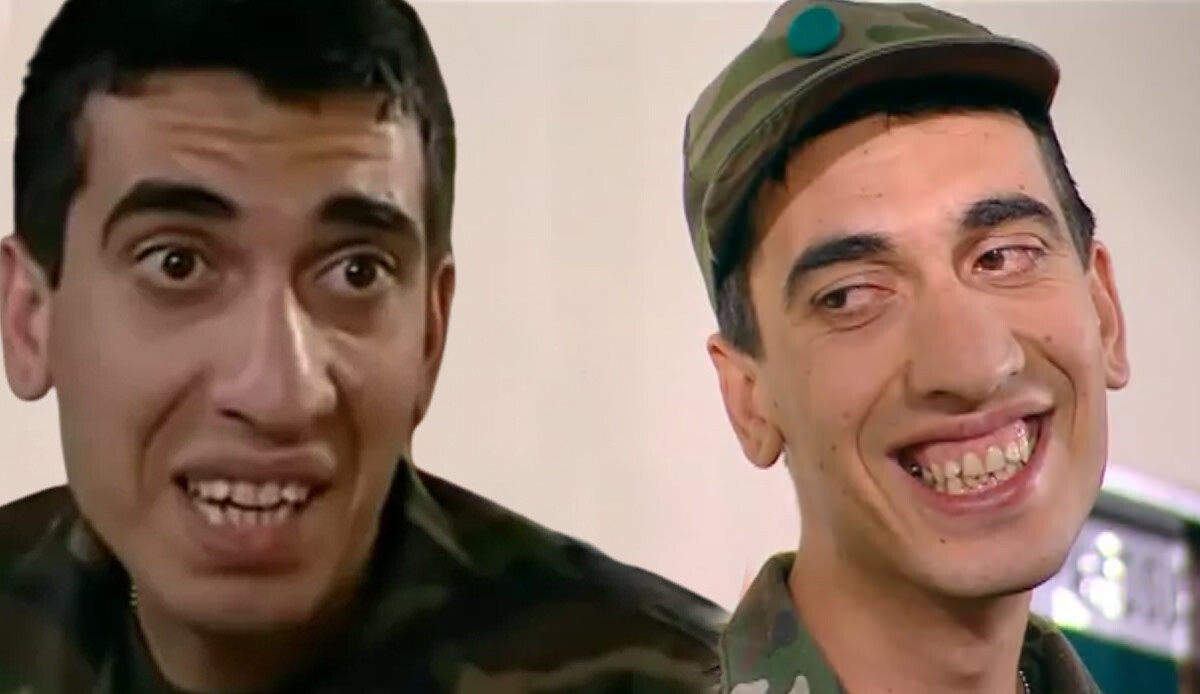 Emret Komutanım’ın yıldızıydı… Saçlarına aklar düşen oyuncuyu şimdi gören tanıyamıyor Emret Komutanım’ın yıldızıydı… Saçlarına aklar düşen oyuncuyu şimdi gören tanıyamıyor