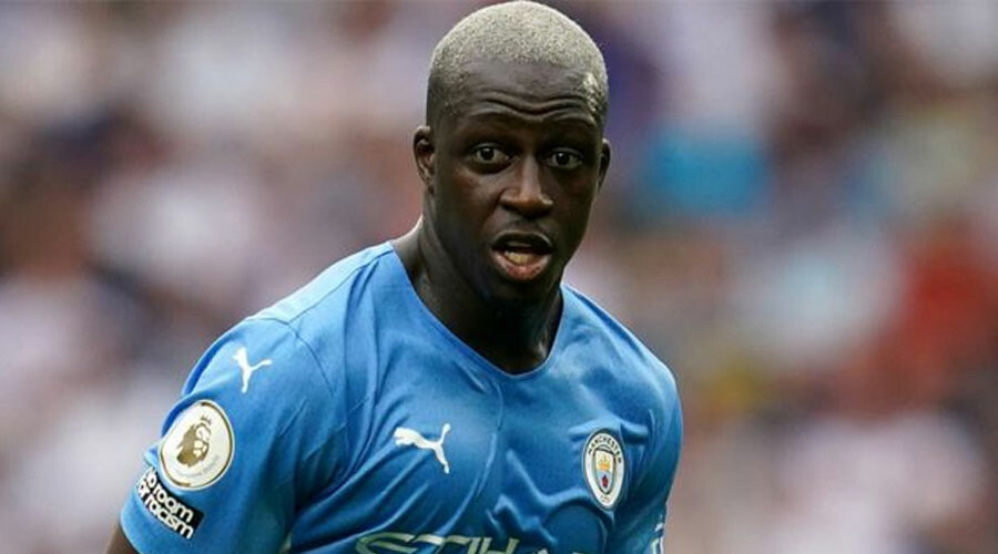 Kariyerinin en parlak dönemindeydi... Bir dönem 588 milyon TL maaş alan yıldız oyuncu şimdi günlük 84 lira kazanıyor