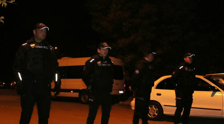 Ankara’da 5 Afgan ölü bulunmuştu... Sokağa giriş çıkışlar kapatıldı Ankara’da 5 Afgan ölü bulunmuştu... Sokağa giriş çıkışlar kapatıldı