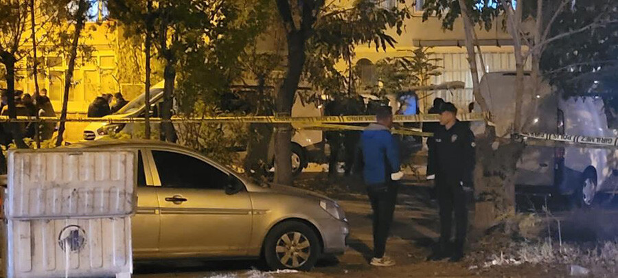 Ankara'da bir evde ölü bulunan 5 Afgan'ın kimlikleri belli oldu Ankara'da bir evde ölü bulunan 5 Afgan'ın kimlikleri belli oldu
