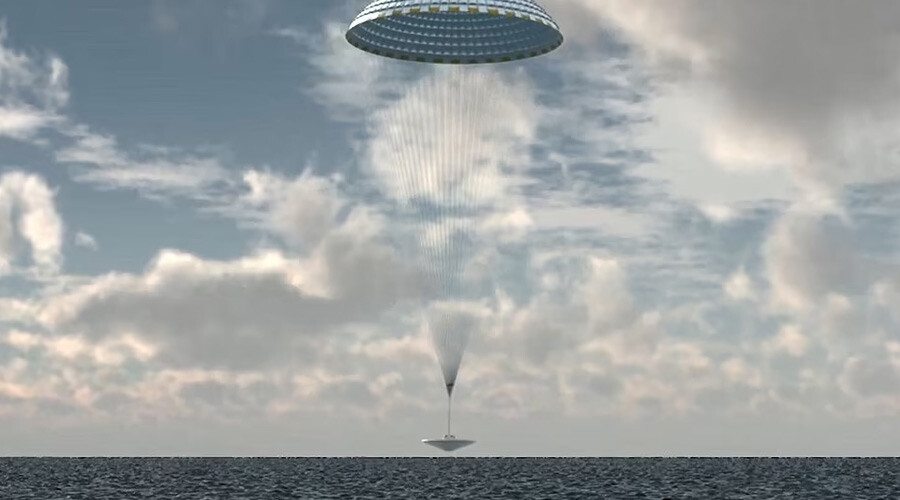 Mars'a insan göndermeye bir adım daha yakınız: NASA, devasa uçan daireyi başarıyla test etti