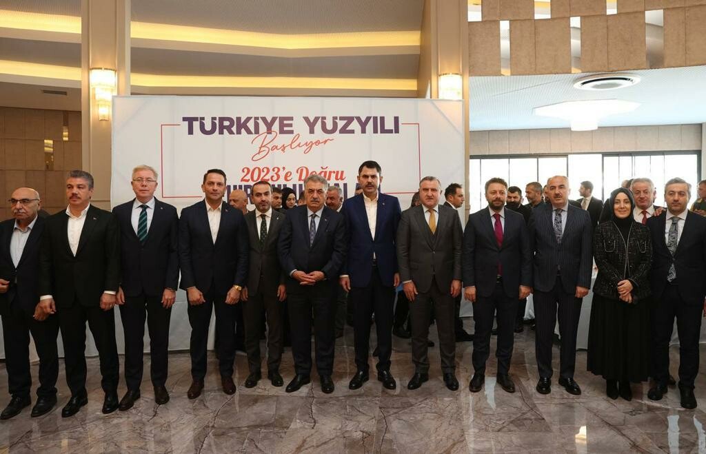 Bakan Kurum: O altılı masa, bu projeleri hayal etse yapamaz Bakan Kurum: O altılı masa, bu projeleri hayal etse yapamaz