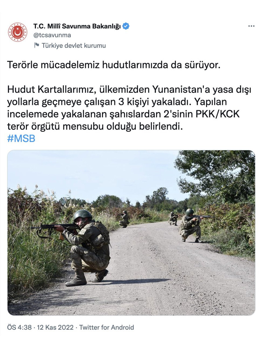 Hudut Kartalları Yunanistan'a geçmeye çalışan 3 kişiye daha geçit vermedi! 2'si PKK'lı çıktı Hudut Kartalları Yunanistan'a geçmeye çalışan 3 kişiye daha geçit vermedi! 2'si PKK'lı çıktı
