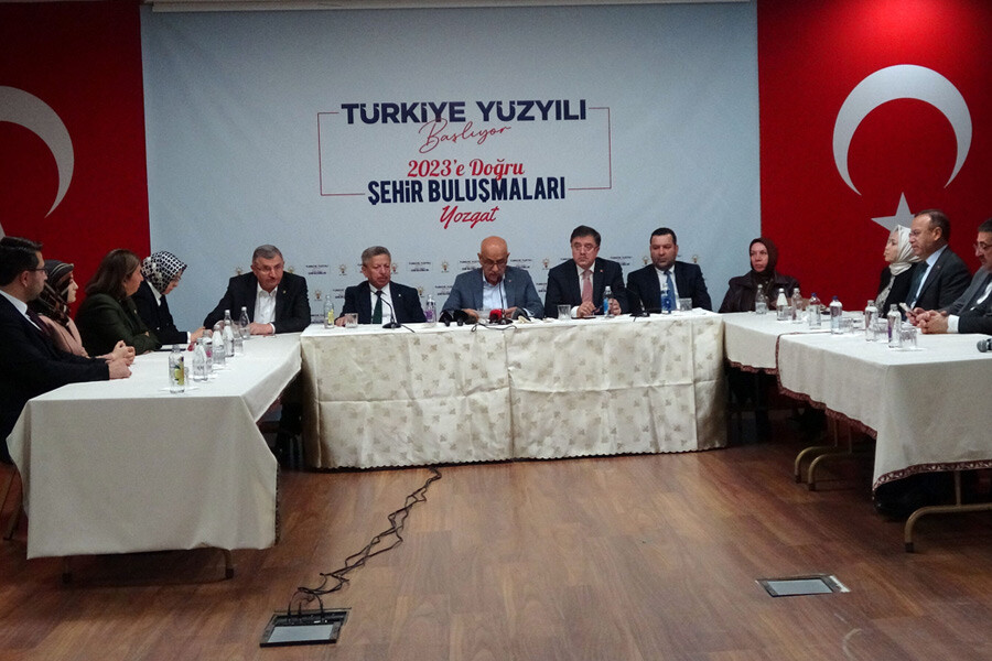 Bakan Kirişçi Yozgat'ta tarım ve gıda politikalarını değerlendirdi: Avrupa'da birinciyiz Bakan Kirişçi Yozgat'ta tarım ve gıda politikalarını değerlendirdi: Avrupa'da birinciyiz