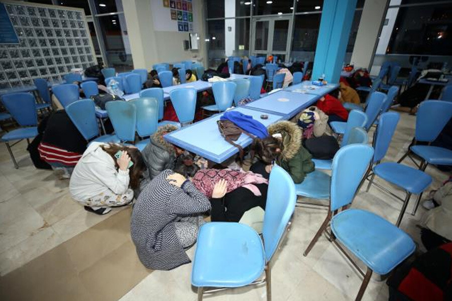 18:57'e dikkat! AFAD organizasyonuyla Türkiye'nin 81 ili ve KKTC'de deprem tatbikatı 18:57'e dikkat! AFAD organizasyonuyla Türkiye'nin 81 ili ve KKTC'de deprem tatbikatı