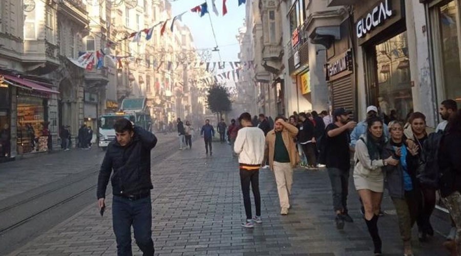 Son dakika haberi! İstiklal Caddesi'nde bombalı saldırı: 6 ölü, 81 yaralı Son dakika haberi! İstiklal Caddesi'nde bombalı saldırı: 6 ölü, 81 yaralı