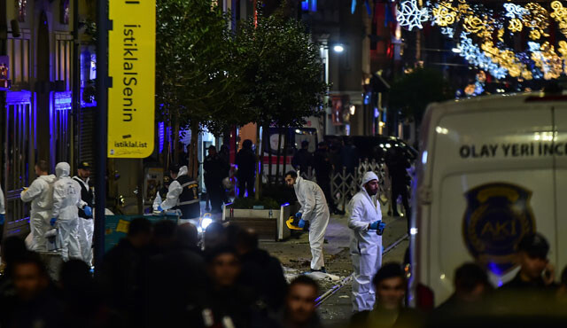 Son dakika haberi! İstiklal Caddesi'nde bombalı saldırı: 6 ölü, 81 yaralı Son dakika haberi! İstiklal Caddesi'nde bombalı saldırı: 6 ölü, 81 yaralı