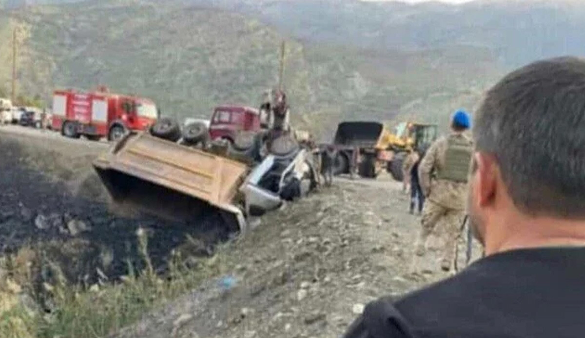 17 yaşındaki gencin otostop çekip bindiği araçta hayatını kaybetti 17 yaşındaki gencin otostop çekip bindiği araçta hayatını kaybetti