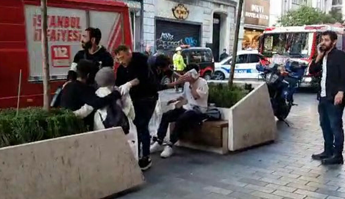 İstiklal Caddesi'ndeki hain saldırıda yeni detaylar! Teröristin Türkiye'ye nasıl giriş yaptığı ortaya çıktı İstiklal Caddesi'ndeki hain saldırıda yeni detaylar! Teröristin Türkiye'ye nasıl giriş yaptığı ortaya çıktı