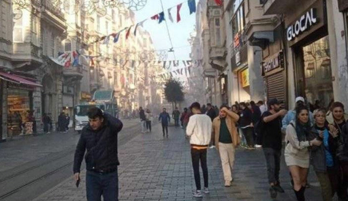İstiklal Caddesi'ndeki hain saldırıda yeni detaylar! Teröristin Türkiye'ye nasıl giriş yaptığı ortaya çıktı İstiklal Caddesi'ndeki hain saldırıda yeni detaylar! Teröristin Türkiye'ye nasıl giriş yaptığı ortaya çıktı