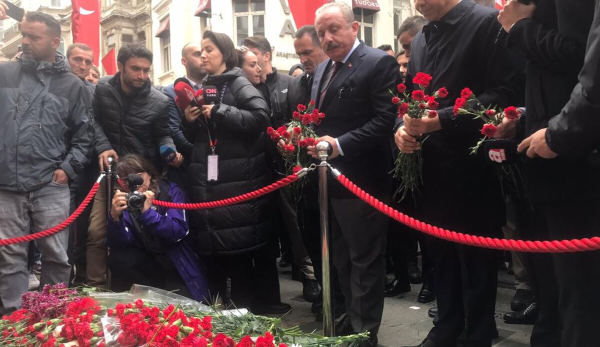 TBMM Başkanı Şentop "Türkiye'ye terörle mesaj iletmek isteyenler karşılığını bulacak" TBMM Başkanı Şentop "Türkiye'ye terörle mesaj iletmek isteyenler karşılığını bulacak"