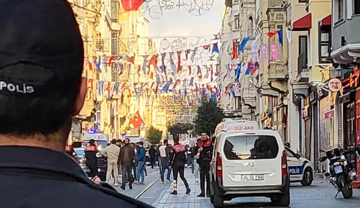 İstiklal Caddesi'ndeki hain saldırıda yeni detaylar! Teröristin Türkiye'ye nasıl giriş yaptığı ortaya çıktı İstiklal Caddesi'ndeki hain saldırıda yeni detaylar! Teröristin Türkiye'ye nasıl giriş yaptığı ortaya çıktı