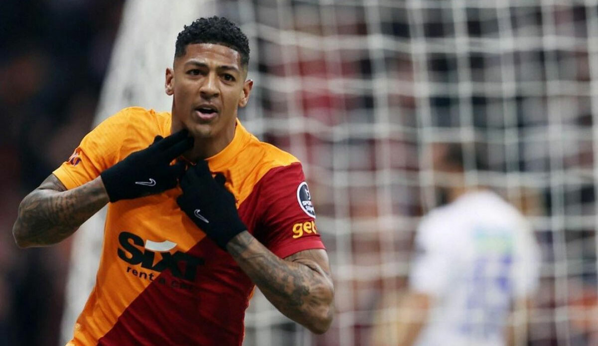 Patrick van Aanholt devre arasında Galatasaray'dan ayrılıyor! Hollandalı gözden çıkarıldı Patrick van Aanholt devre arasında Galatasaray'dan ayrılıyor! Hollandalı gözden çıkarıldı