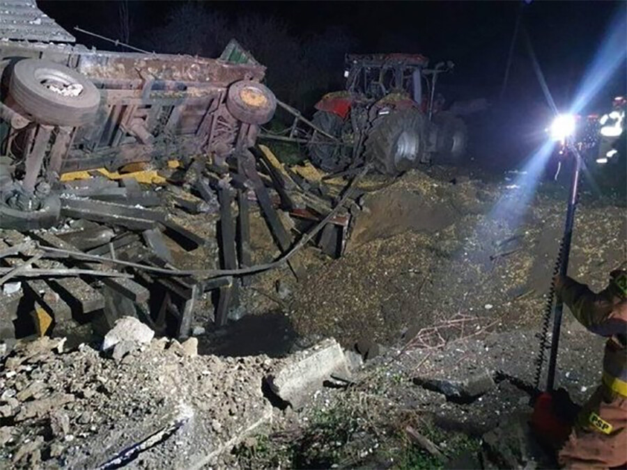 Polonya'ya Rus füzesi düştü: 2 ölü Polonya'ya Rus füzesi düştü: 2 ölü
