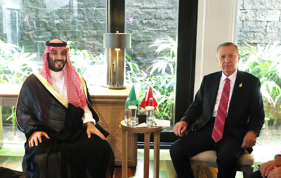 Cumhurbaşkanı Erdoğan G20 Liderler Zirvesi'nde! Prens Selman ile kritik görüşme Cumhurbaşkanı Erdoğan G20 Liderler Zirvesi'nde! Prens Selman ile kritik görüşme